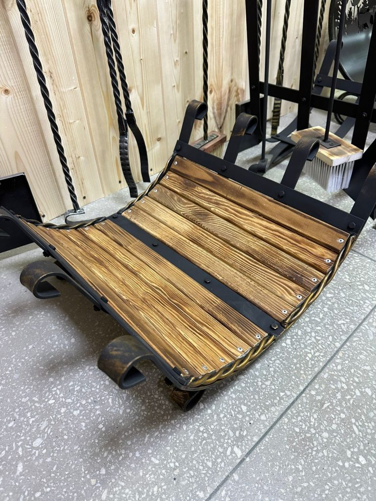 Дровница под старину (дерево)