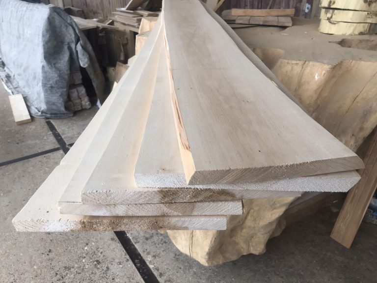 Доска необрезная липа (160-300)х20х2200 мм