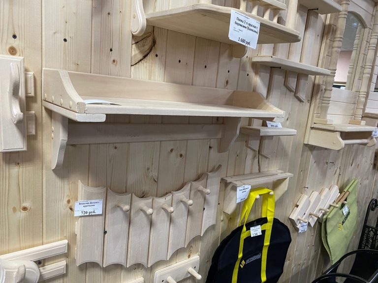 Подставка настенная